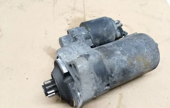 Volkswagen Golf IV Starter motor