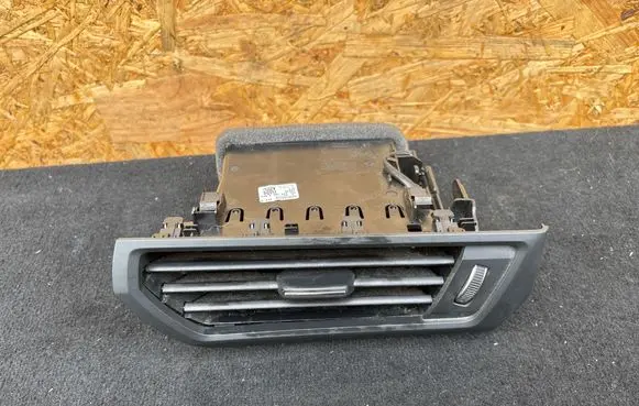 Audi e-tron Dashboard side air vent grill/cover trim 4KL820902A 10998