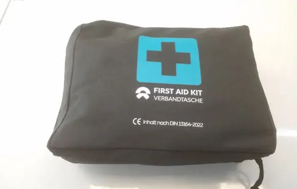 NIO EL6 First aid kit P0318287