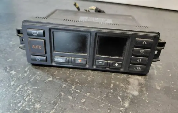 Audi A4 S4 B5 8D Climate control/heater control trim 8D0820043H