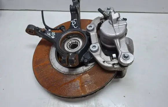 Fiat 600 Front wheel hub spindle knuckle S27645514