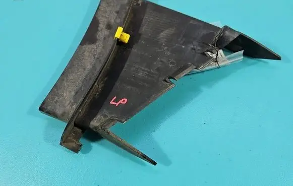 Audi A4 S4 B9 8W Air intake duct part 8W0121763 IMPRK1602871