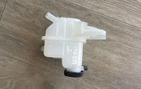 Mazda 2 Coolant expansion tank/reservoir SASC