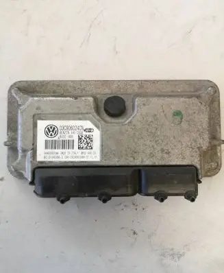 Volkswagen Polo V 6R Engine control unit/module 03C906024CN 949350TAK BC0105008