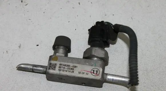 Toyota Auris E180 Air conditioning (A/C) expansion valve MF4462606391