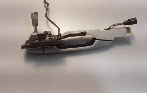 Honda CR-V Front door exterior handle 72140SWAA11YA