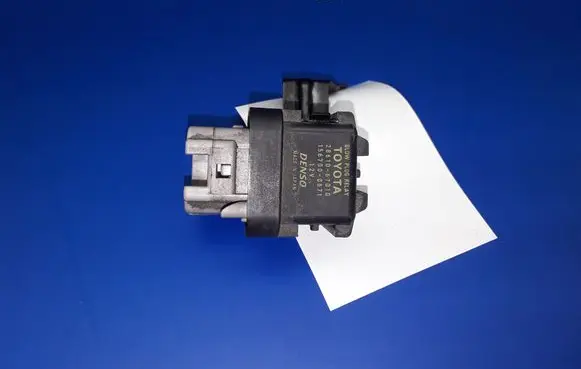 Lexus IS 220D-250-350 Glow plug pre-heat relay 2860126020 1567003540 2861067010