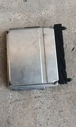 Volvo S70 V70 V70 XC Engine control unit/module 28SA3886 0281001776