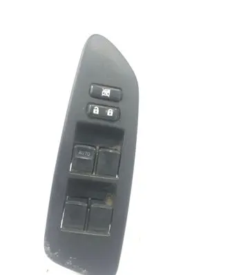 Toyota Auris 150 Electric window control switch 9240A7