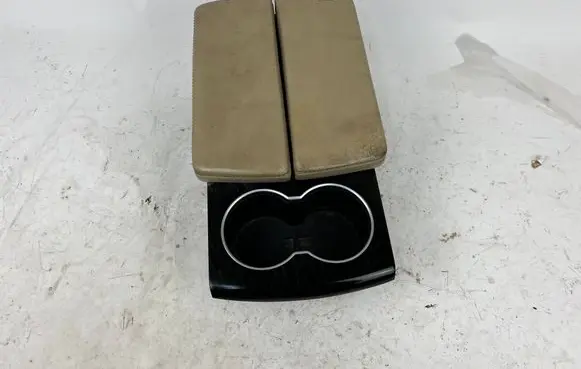 Tesla Model X Armrest 104880400A