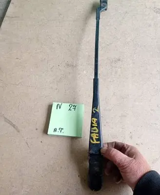 Skoda Fabia Mk2 (5J) Front wiper blade arm 876543T