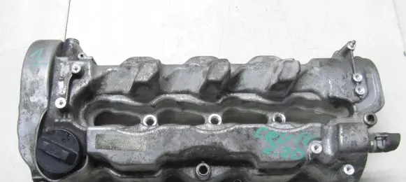 Honda CR-V Rocker cam cover N22B4