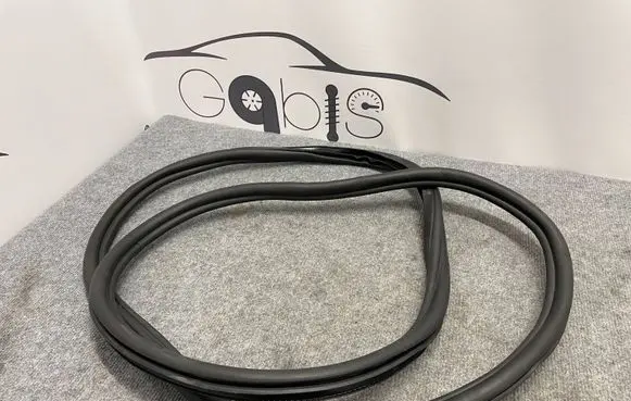 Land Rover Range Rover Evoque L551 Front door rubber seal K8D220708AC