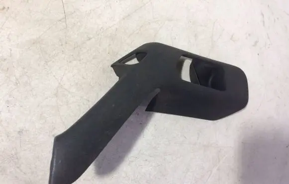 Volkswagen Golf III Front door handle cover 1H2867197B