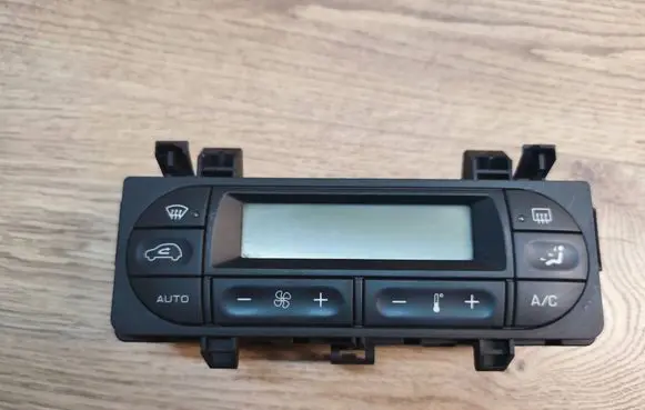 Citroen C3 Climate control unit 96377775XT
