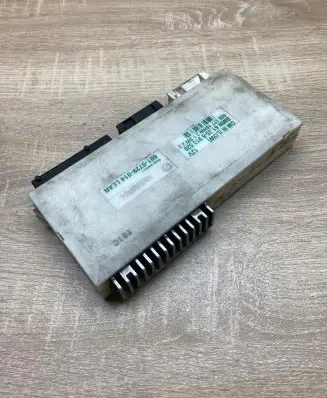 BMW 5 E39 Comfort/convenience module 6913520 608377