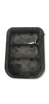 Audi A3 S3 8V Quarter panel pressure vent 3T0819465
