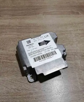 Opel Omega B1 Airbag control unit/module 09173945