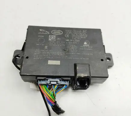 Land Rover Discovery 5 Keyless (KESSY) go control unit/module K8D219H440BC