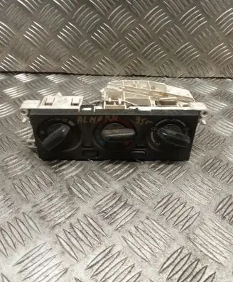 Nissan Almera Climate control unit