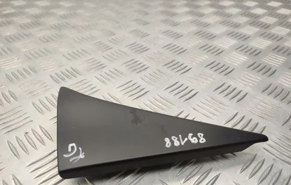 Mazda 2 Tailgate trim D09W519C2 K3006
