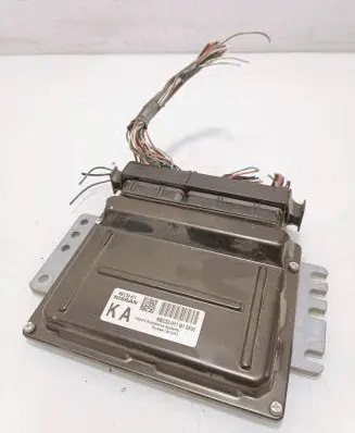 Nissan Almera Tino Engine control unit/module MEC32411 MEC32411B1 MEC32411B15926