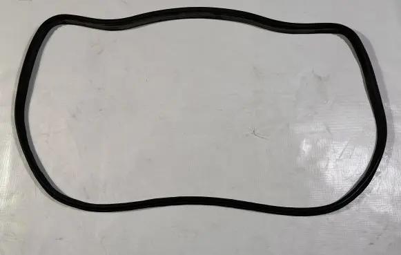 Trunk rubber seal (body)