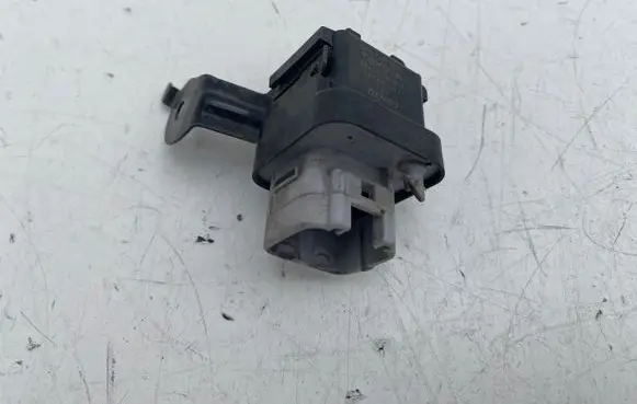 Lexus IS 220D-250-350 Glow plug pre-heat relay 2861067010