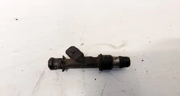 Opel Corsa C Fuel injector 25313846