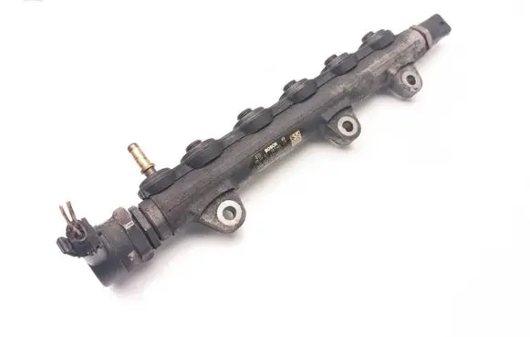 Renault Trafic II (X83) Fuel main line pipe 8200962035 0445214207 8200610223
