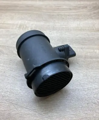 Audi A6 S6 C5 4B Mass air flow meter 059906461A 0281002224