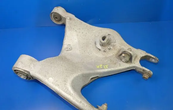 Jaguar XE Rear upper control arm/wishbone