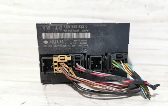 Volkswagen Golf V Comfort/convenience module 1K0959433C 05450800 S0201H01