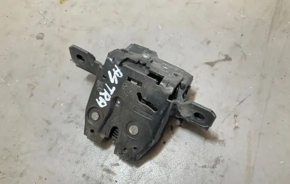 Opel Astra J Tailgate/trunk/boot lock/catch/latch