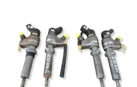 Peugeot 307 Fuel injector 9636819380 CF2100147