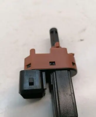 Clutch pedal sensor