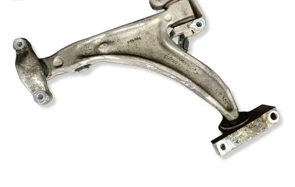 Volvo V60 Front lower control arm/wishbone 