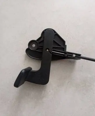 Audi A4 S4 B7 8E 8H Engine bonnet (hood) release handle 8E1823533B