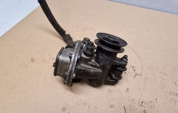 Mazda 626 Vacuum pump