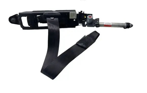 Volvo C30 Front seatbelt 30642223