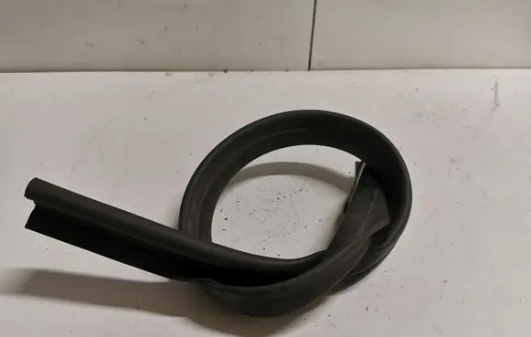 Audi A5 8T 8F Engine compartment rubber 8T0823723A