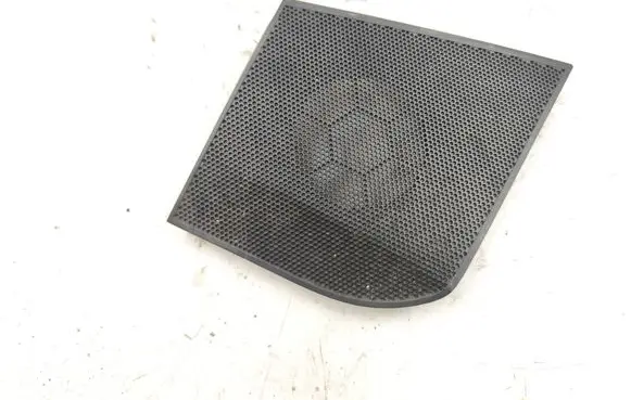 Side speaker trim/cover