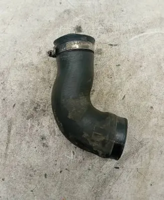 Audi A4 S4 B7 8E 8H Intercooler hose/pipe 8E0145837