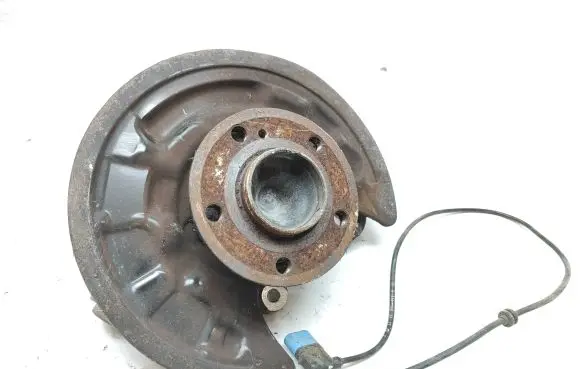 Mercedes-Benz B W246 W242 Rear wheel hub