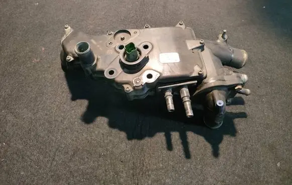 Citroen C4 I Picasso Thermostat housing 1205001046 9641338680 0890091P8