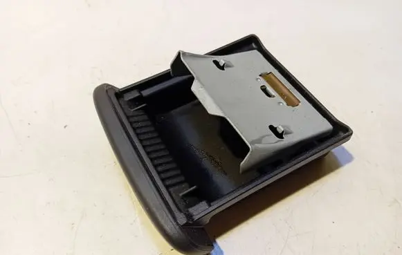 Car ashtray