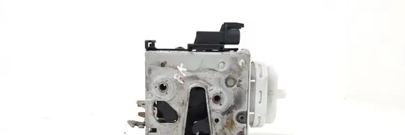 Audi A4 S4 B5 8D Front door lock 8D1837015F