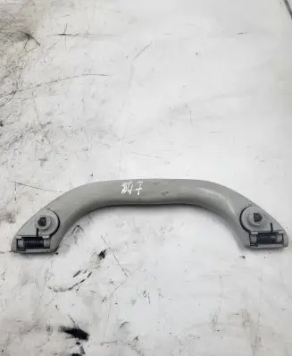 Audi A4 S4 B5 8D Front interior roof grab handle 8D0857607