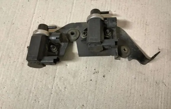 Peugeot 206 Valve vacuum 9641726680