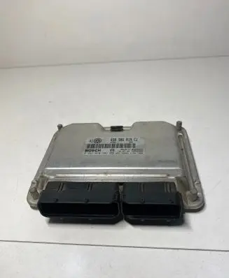 Volkswagen Golf IV Engine control unit/module 038906019CJ 28SA4320 0281010302
